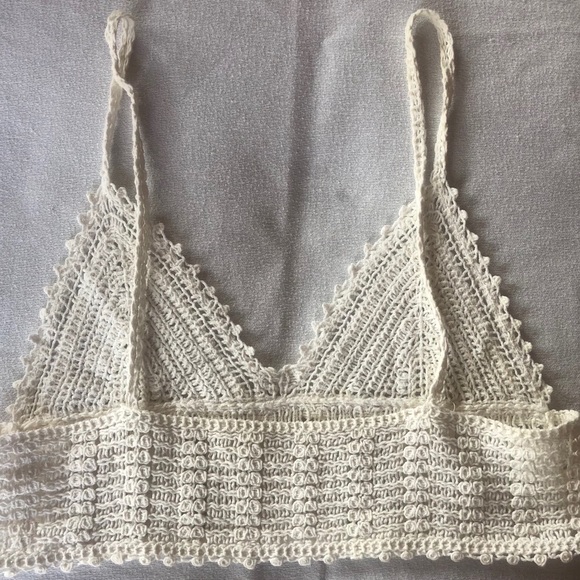 Cutest Crochet Summer Cropped Top - Picture 6 of 6